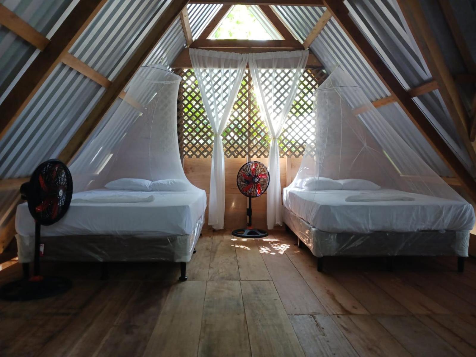 Hotel Casa Manati à Lívingston Extérieur photo