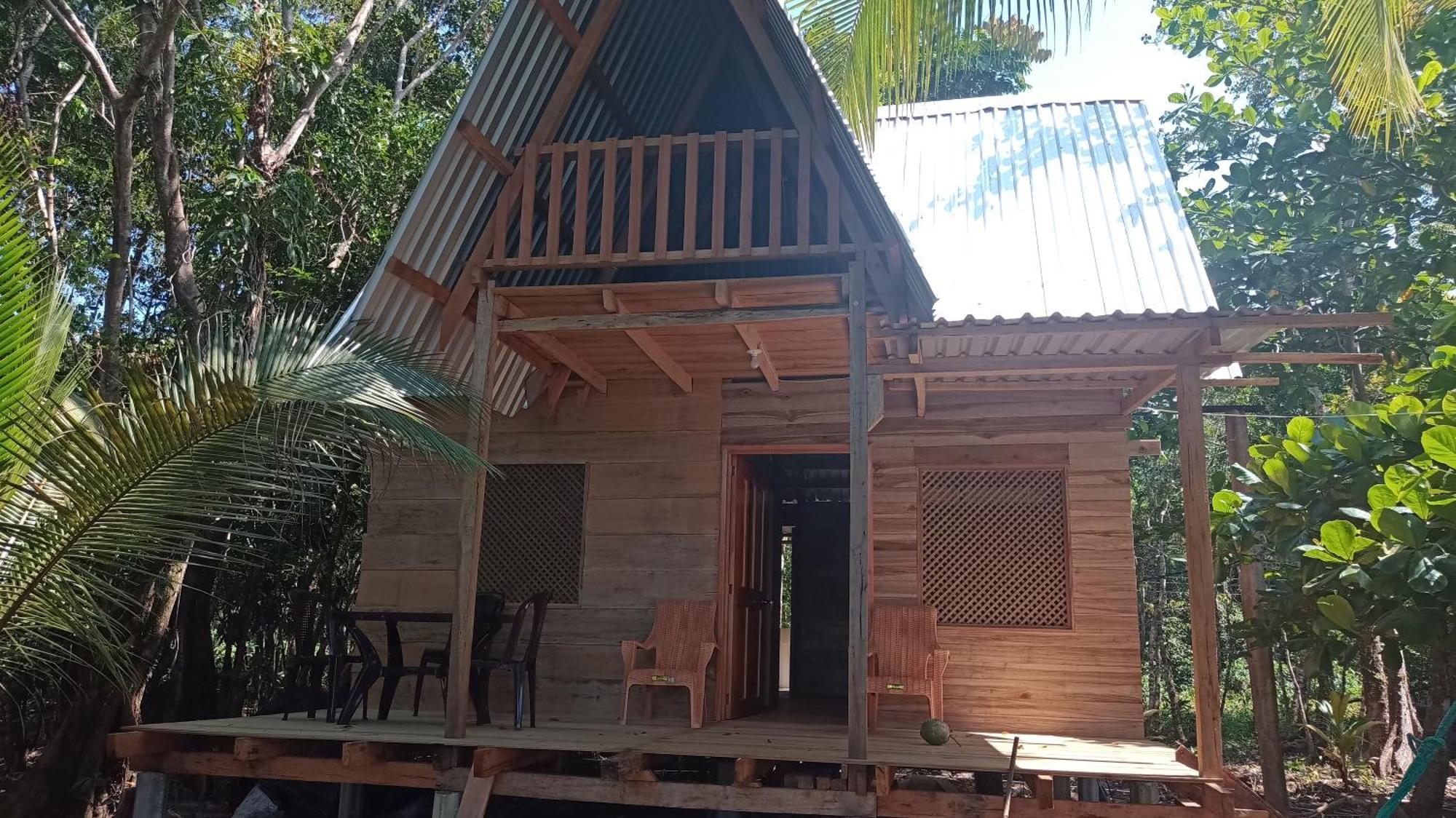 Hotel Casa Manati à Lívingston Extérieur photo